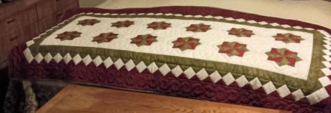 Quilt - Hand quilted bed runner 44 x 84