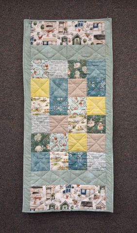 Table Runner - Bunny pattern