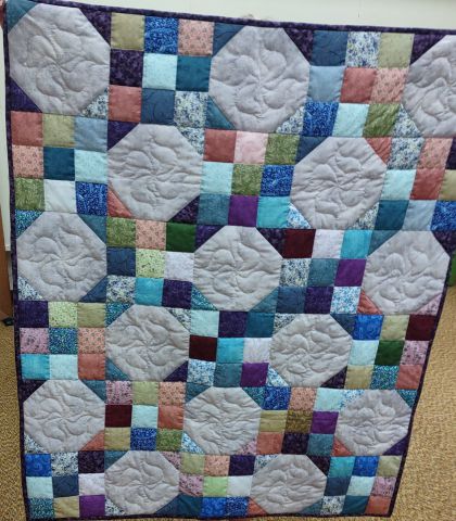 Wall Hanging - Snowball quilt.  Pieced and hand quilted.